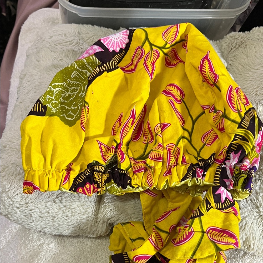 Vibrant Yellow Patterned Headwrap - Picture 9 of 10